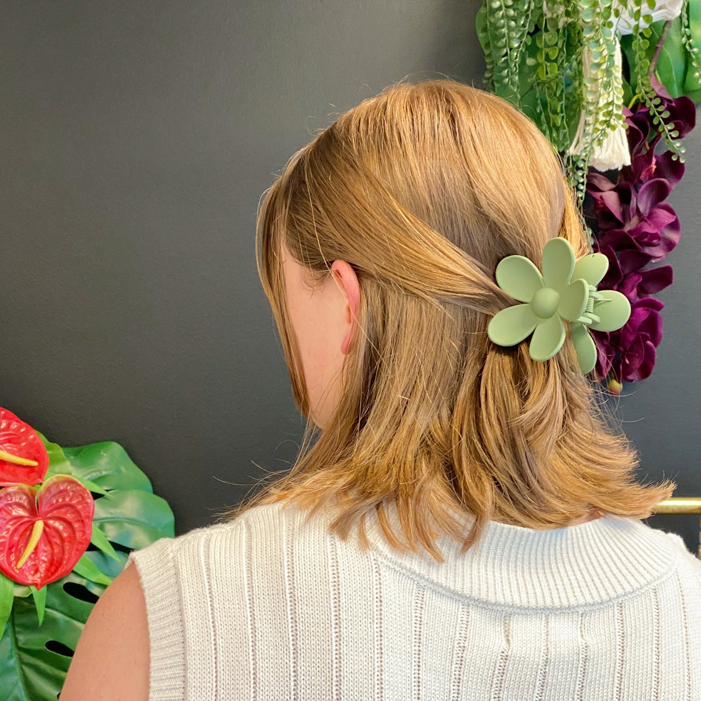 Daisy Days Hair Claw - ,Clip
