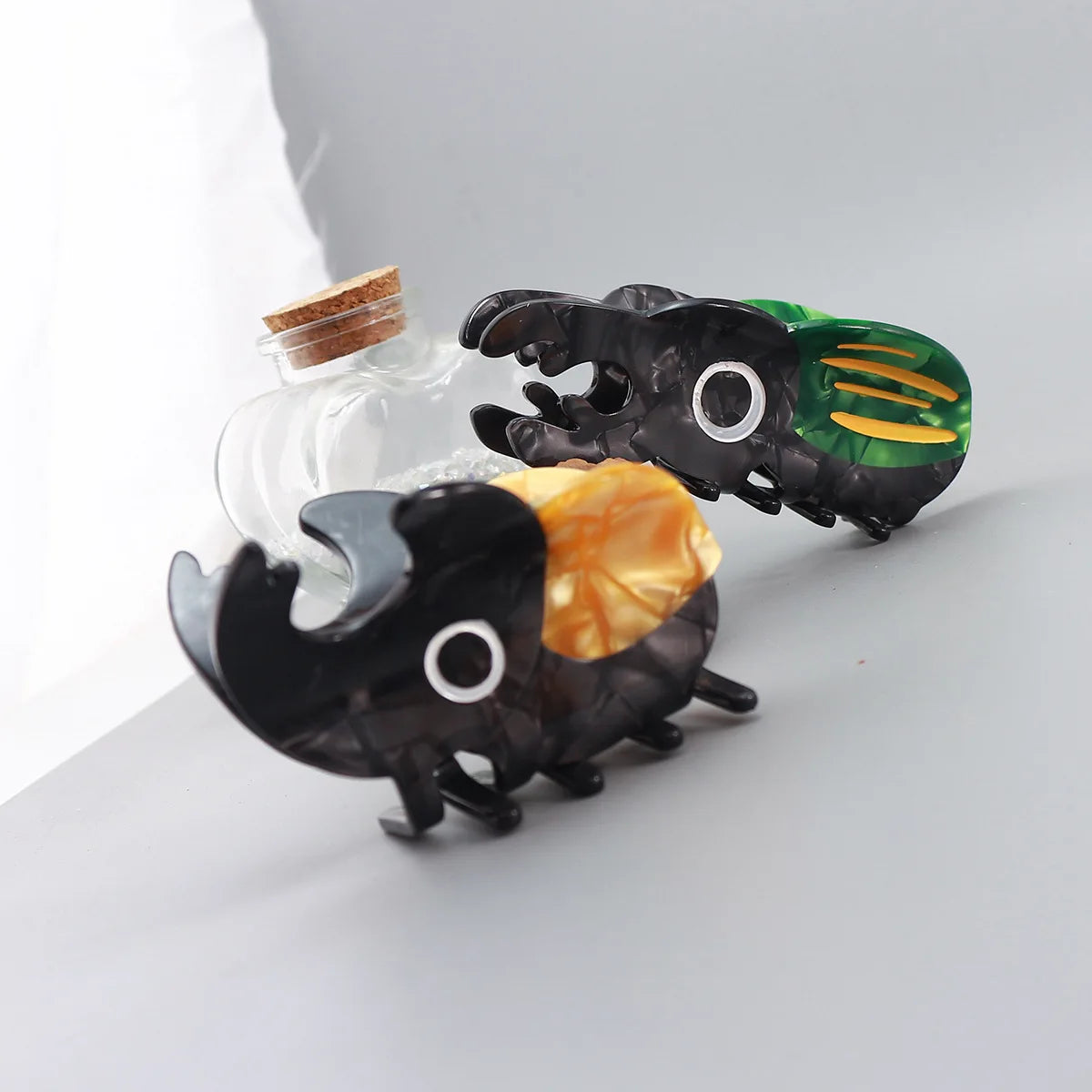 Refreshing World Unicorn Beetle Hair Claw Creative Design Insect Acetate Hair Claw Clips Hair Accessories for Women