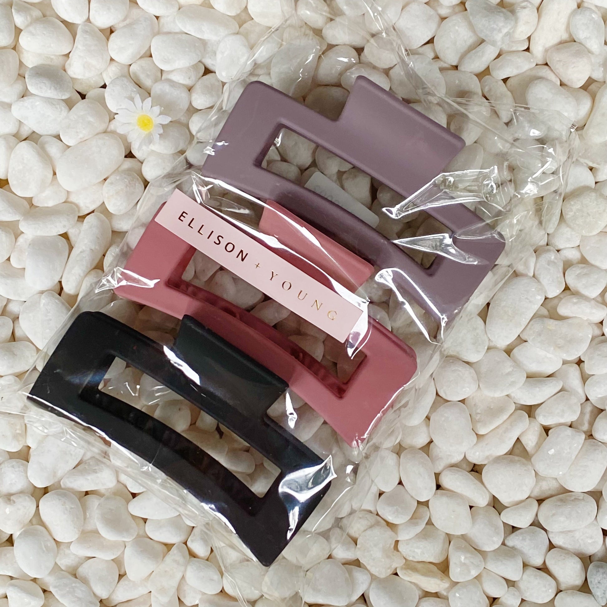 Monotone Hair Claw Set - Totes and Tangles