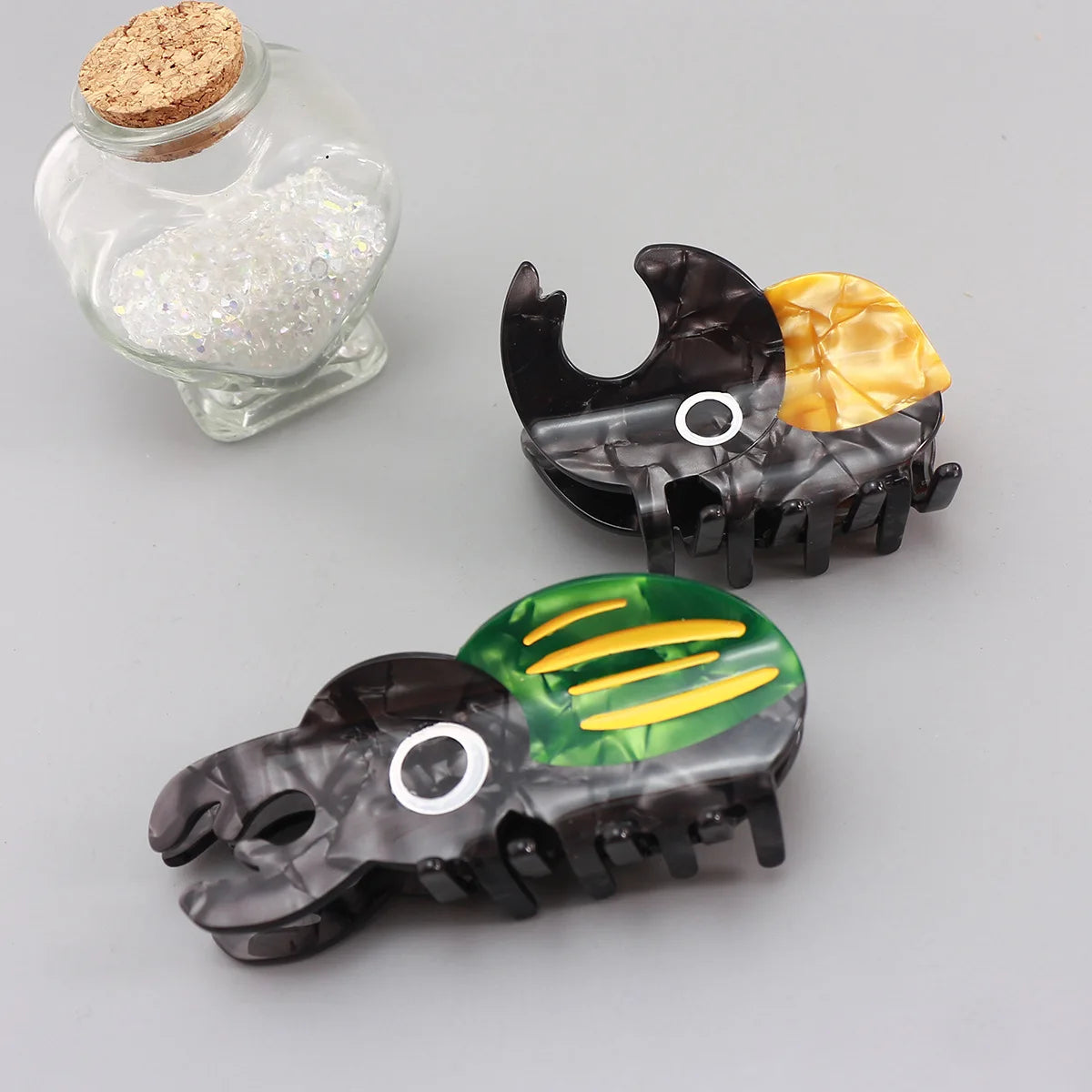 Refreshing World Unicorn Beetle Hair Claw Creative Design Insect Acetate Hair Claw Clips Hair Accessories for Women